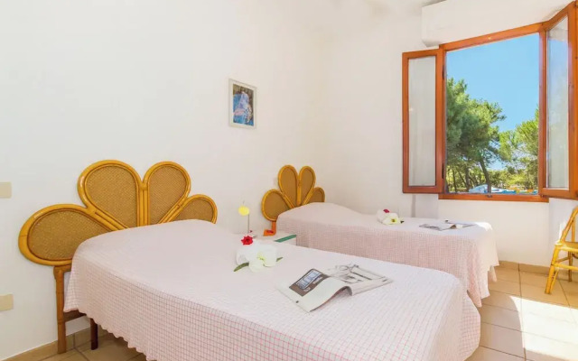 Daniela 2 100m From Sea