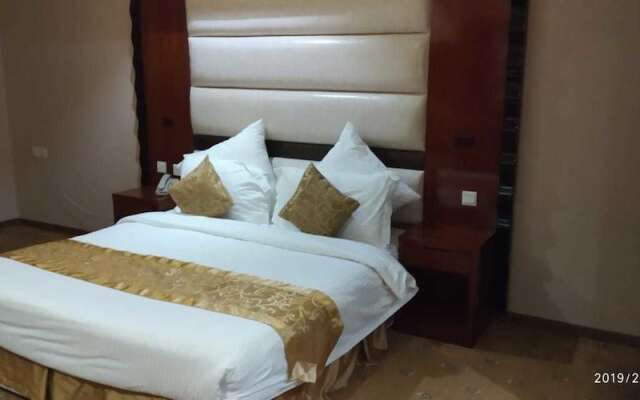 Sanam Hotel Suites
