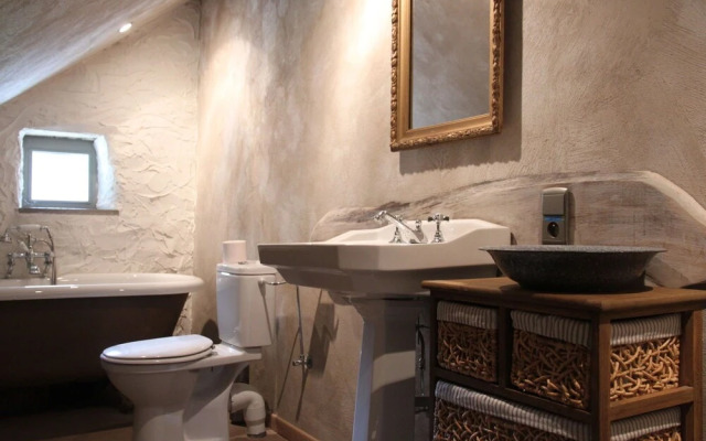 Luxurious Mill in Vresse-sur-Semois with Swimming Pool