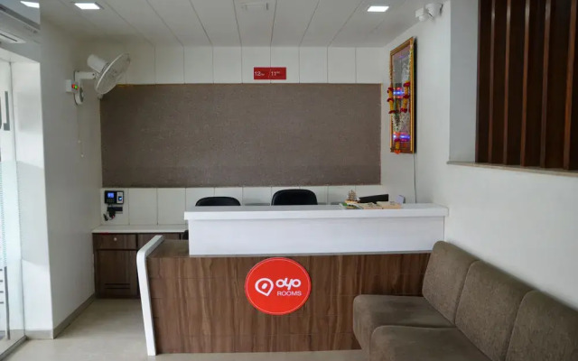 OYO 967 Hotel Lalaji's Executive