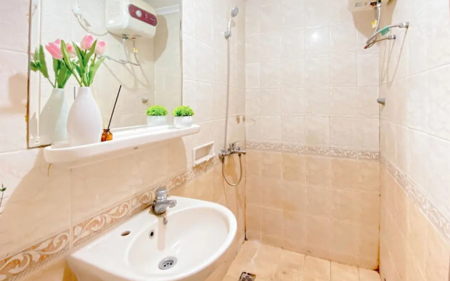 Best Deal 2BR at Majesty Apartment