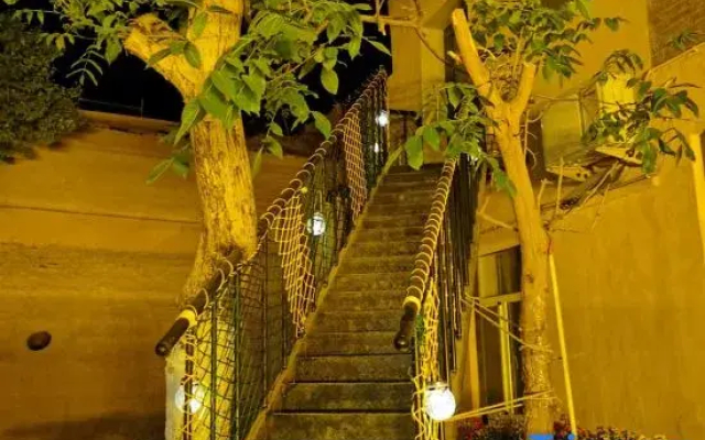 Turpan Xunmi Inn