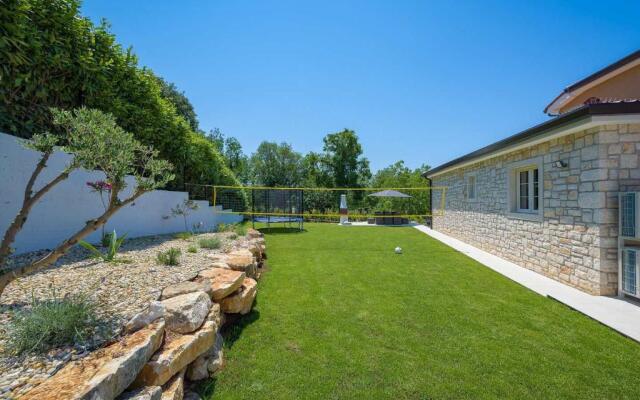 Villa Simic