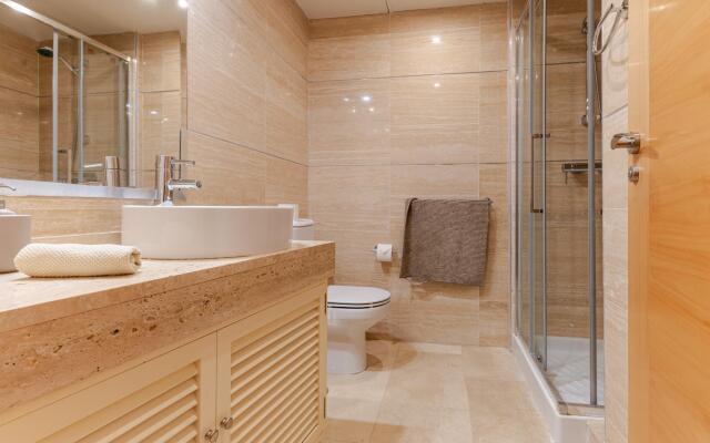 7508 - Wonderful apartment with great views