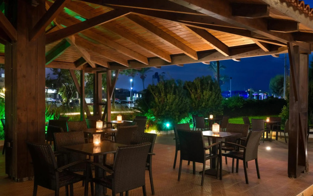 Matoula Beach Hotel