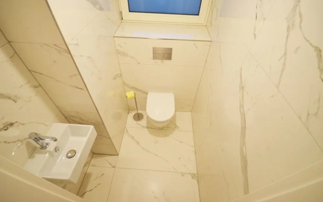 Premium Residence near Parliament