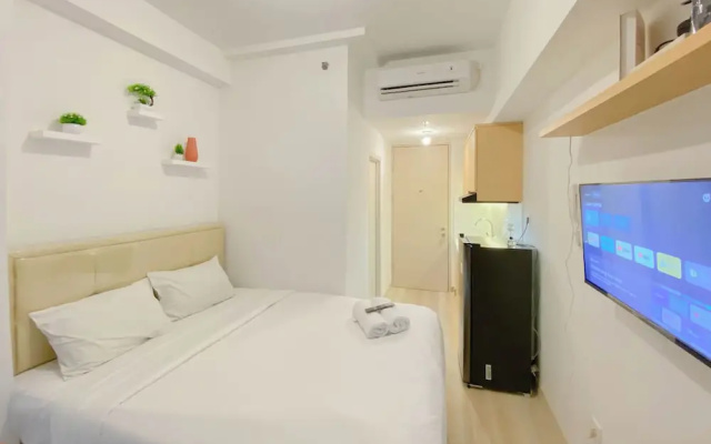 Good Choice And Homey Studio At Tokyo Riverside Pik 2 Apartment – Guest Rooms – Jakarta