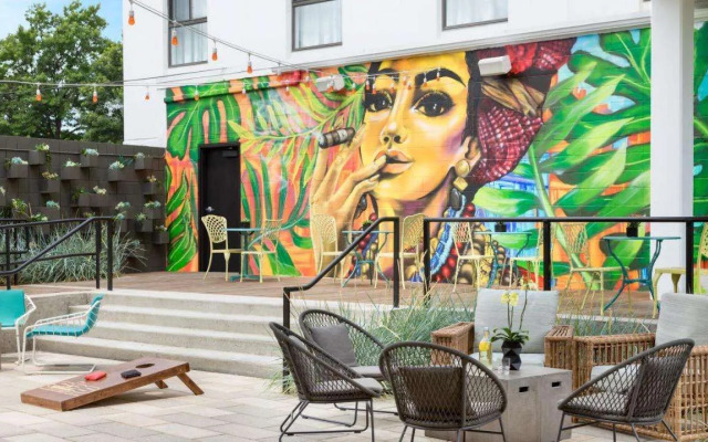 Studio Allston Hotel