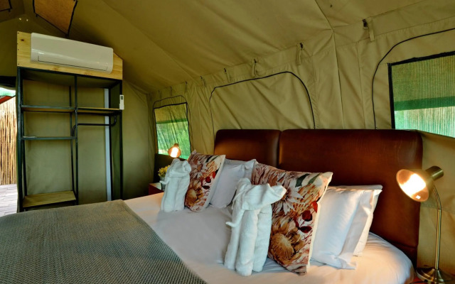 Tshukudu Game Lodge