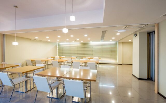 Holiday Inn Express Lisbon Airport by IHG