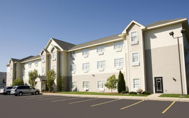 Americas Best Value Inn & Suites Three Rivers