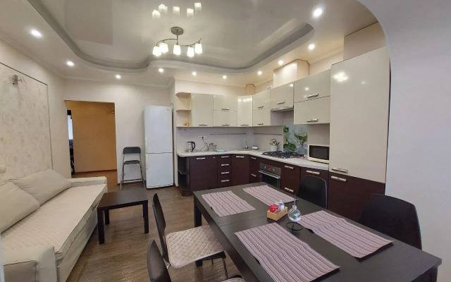 СуткиРу на улице Орджоникидзе 83 корпус 2