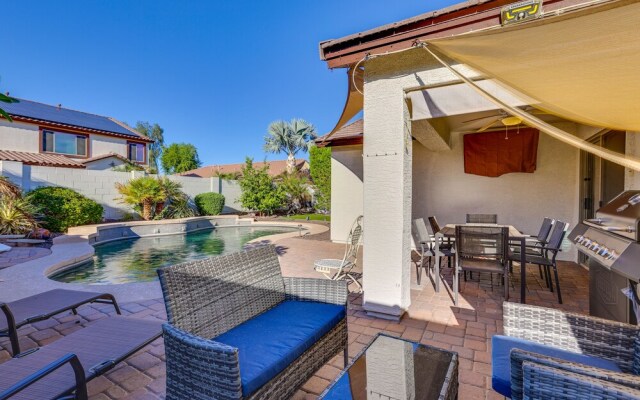 Sunny Surprise Home: Heated Outdoor Pool, Hot Tub!