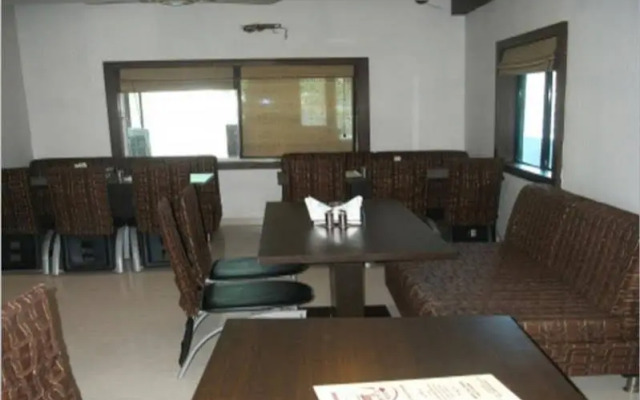 Vista Rooms at Bapu Gandhi Nagar