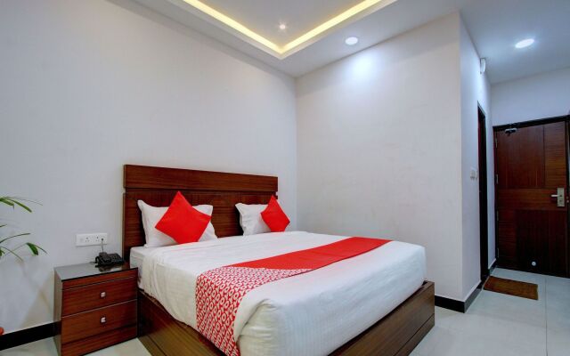 OYO 15703 Dream Star Paradise