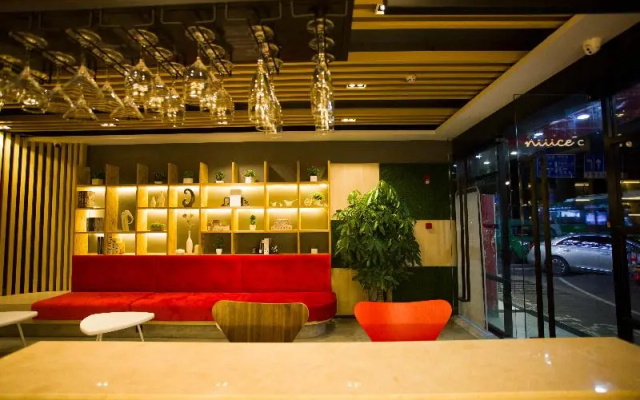 Ibis Hotel (Shenzhen Daxin Subway Station) – Lobby – Shenzhen
