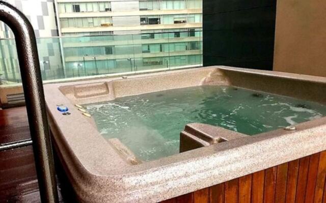 Napoles Condo Suite