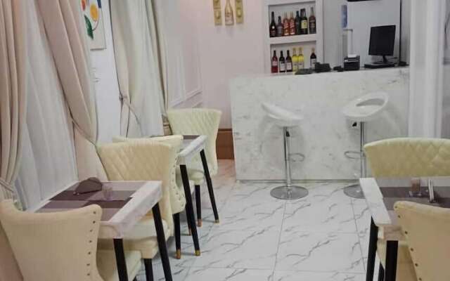 Deliz Homes And Hotel