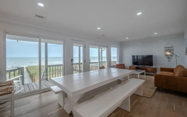 Summer Place by Carolina Retreats