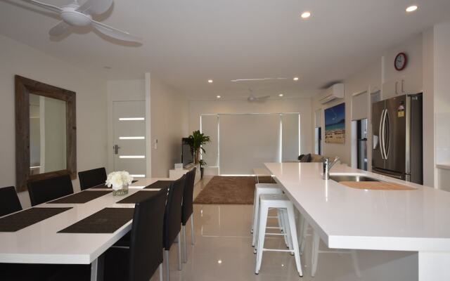The Shae Luka Private Apartment