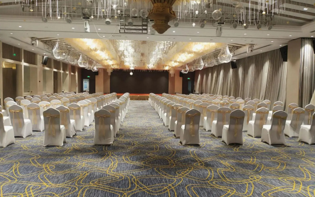 Jinhe Hotel