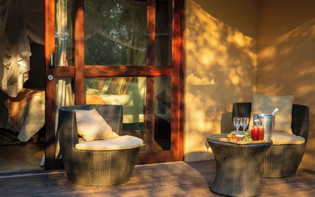Kayova River Lodge