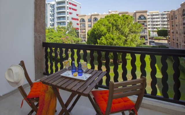Castle Holiday Apartments