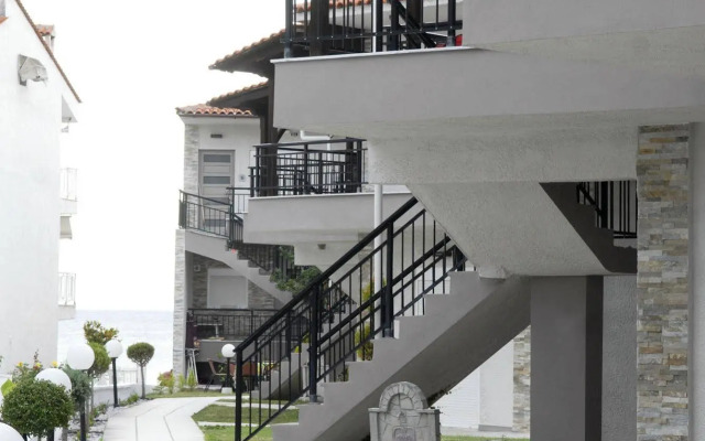 Litsa Apartments