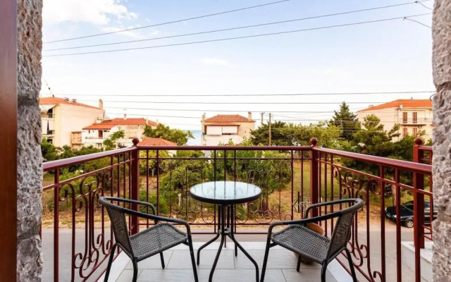 Impeccable Studio for 2 in Limenaria