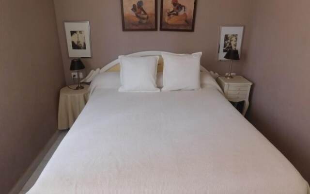 Bungalow en residencial con piscina