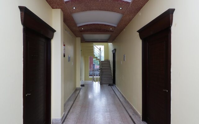 OYO 14772 Vikas Hotel