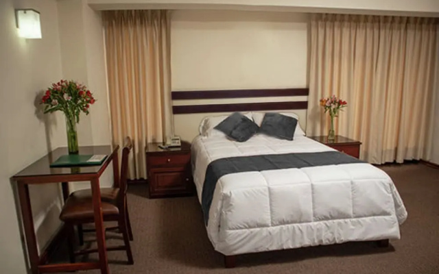 Hotel Juan De La Torre