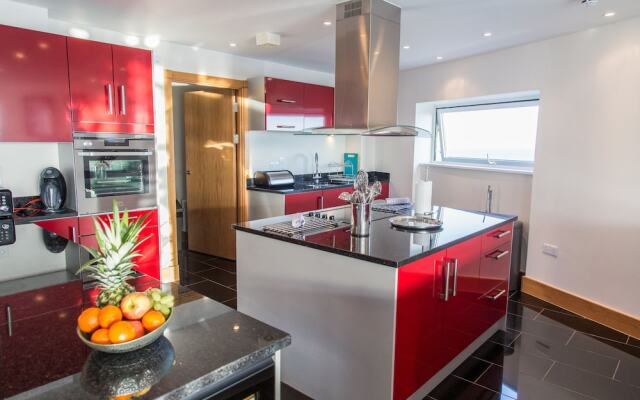 Meridian Quay – the Penthouse