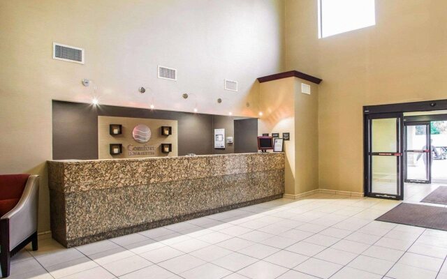 Comfort Inn & Suites St. Louis - O'Fallon