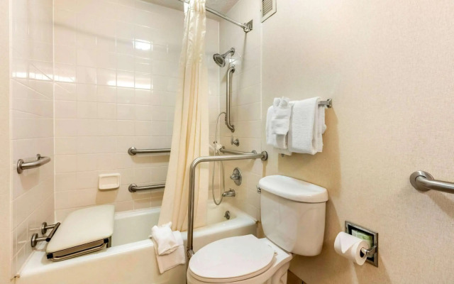 Quality Inn Exit 4