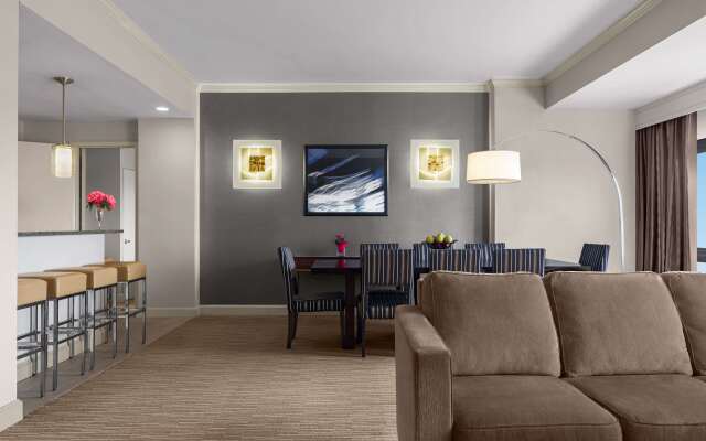 DoubleTree by Hilton Fort Lee - George Washington Bridge