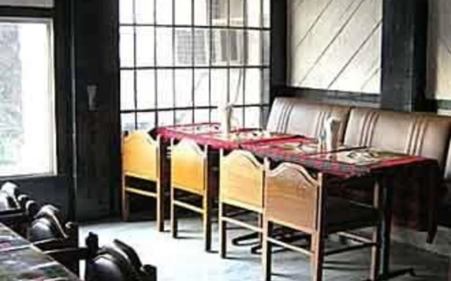 Sonar Bangla's Motel Midway