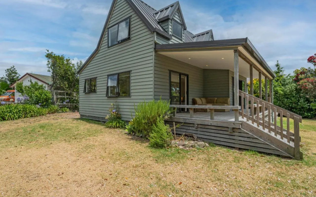 Seas the Day - Matarangi Holiday Home