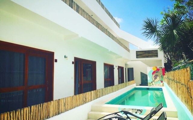 Hotel Lavi