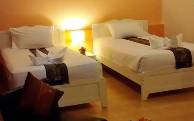 Villa Tona Phuket
