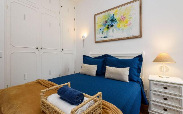 2 Quartos em Copacabana com Garagem | BC 473/704