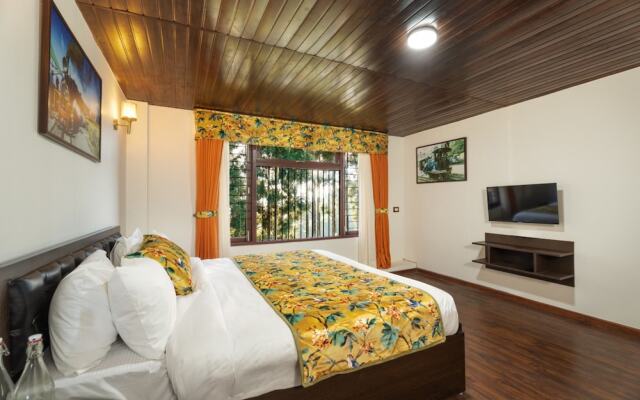 Summit Sherpa Mountain Inn