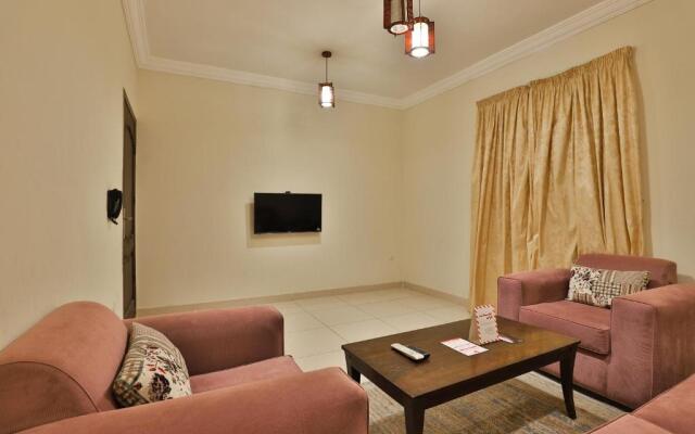 OYO 208 Roshan Hotel Suites Hera