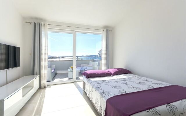 Apartment Srima