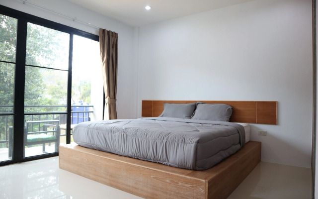 OYO 744 @Home Kamala Hills