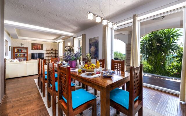 Mediterranean Villa With Astonishing View Over the Adriatic sea and Private Pool