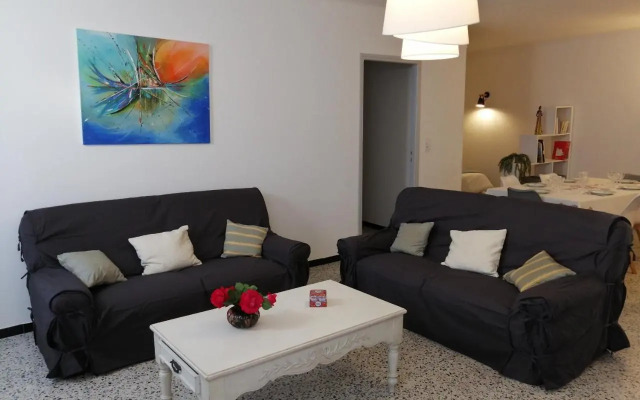 Bel Appartement Spacieux Centre Ville Uzes T3