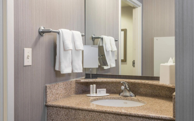 Courtyard by Marriott Newark-University of Delaware