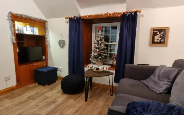 Kirkwall town centre apartment