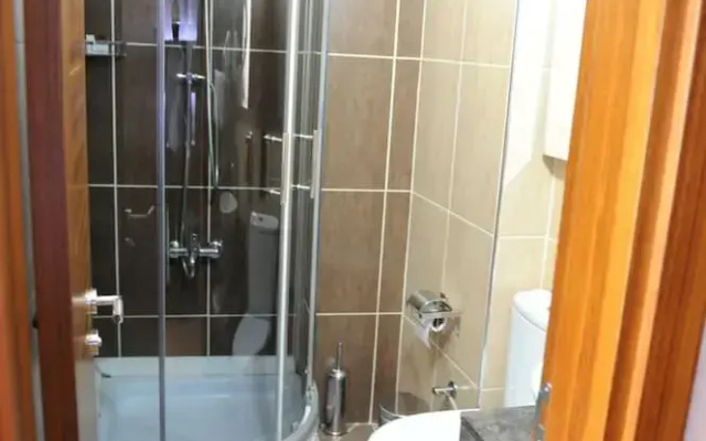 Izmit Saray Hotel